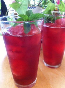 A Blast Of Flavor With Burgundy Blast Loose Iced Tea