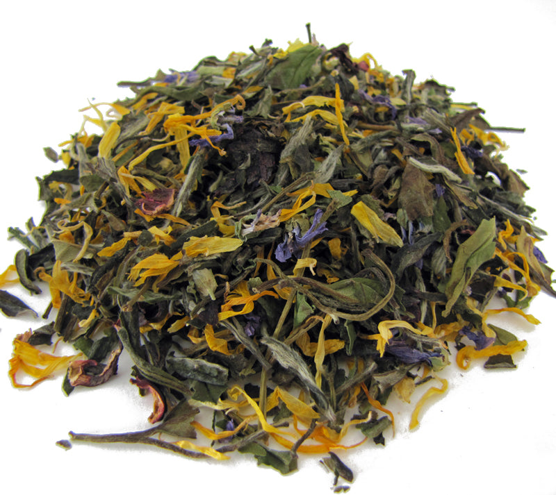 Pomegranate Passion White Tea Pile
